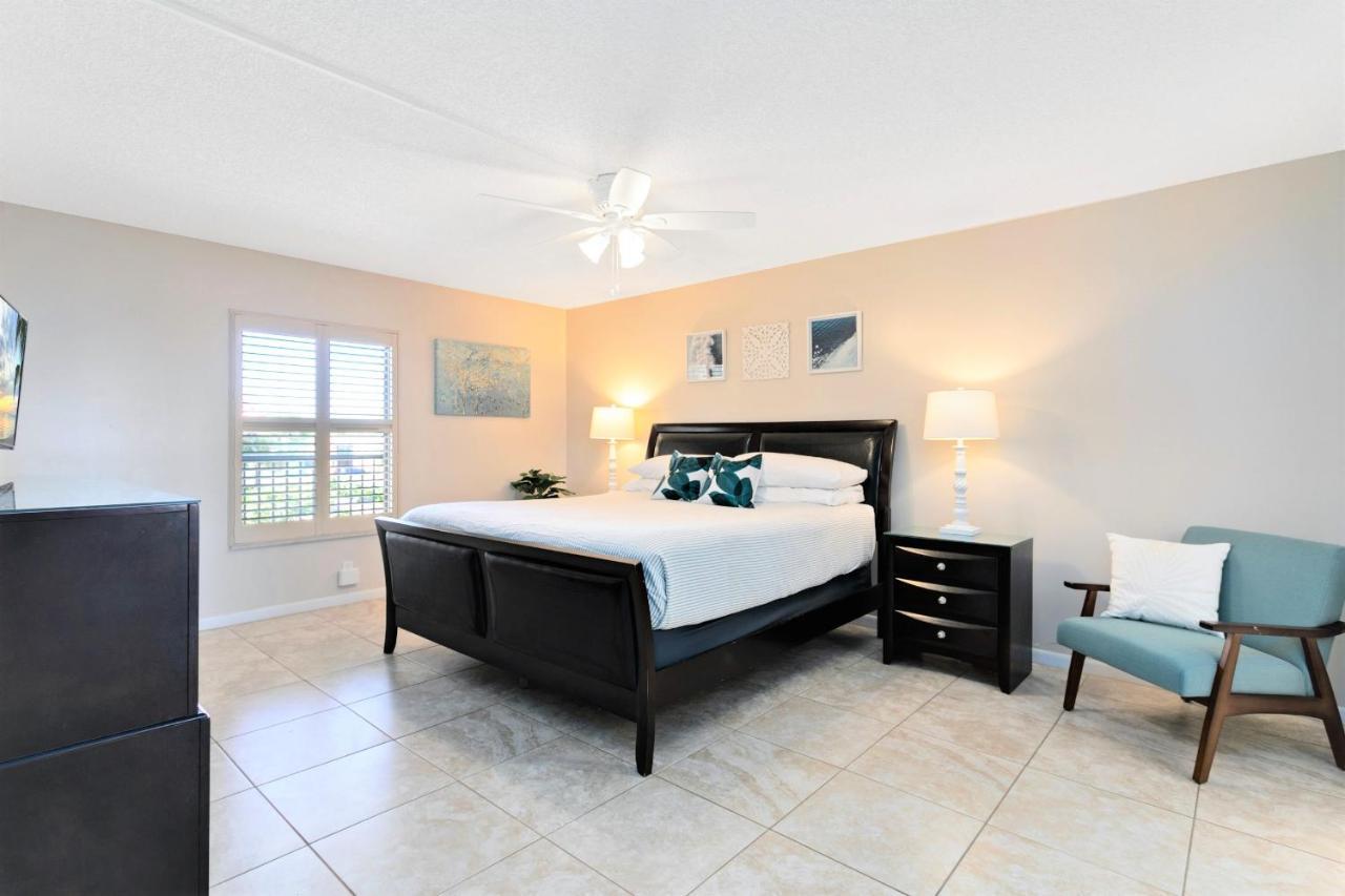 Cape Winds Hotel Cape Canaveral Quarto foto